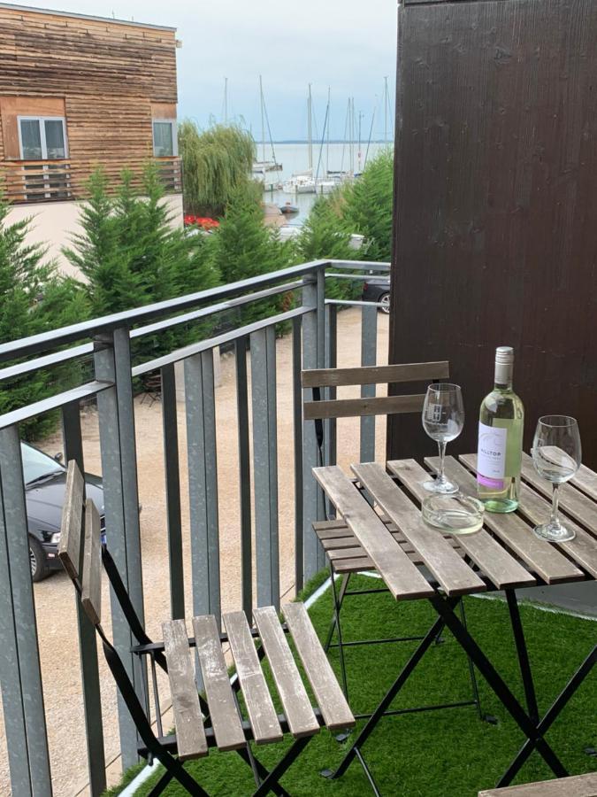 Bilberry Apartman Aparthotel Balatonfured Ngoại thất bức ảnh