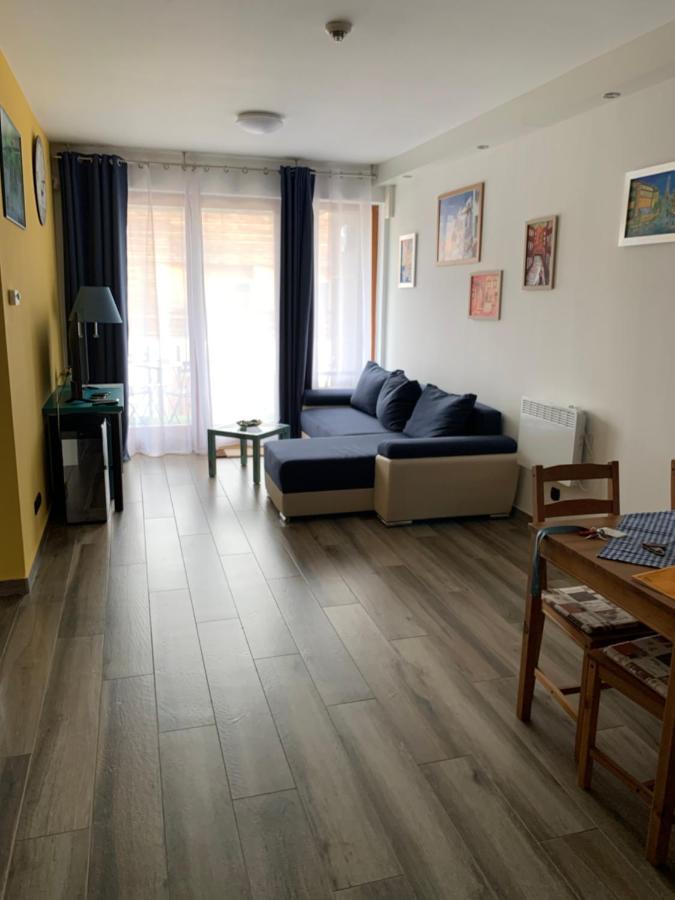 Bilberry Apartman Aparthotel Balatonfured Ngoại thất bức ảnh