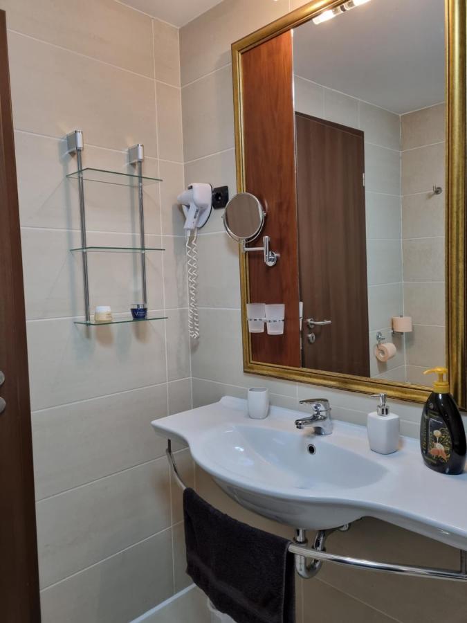Bilberry Apartman Aparthotel Balatonfured Ngoại thất bức ảnh